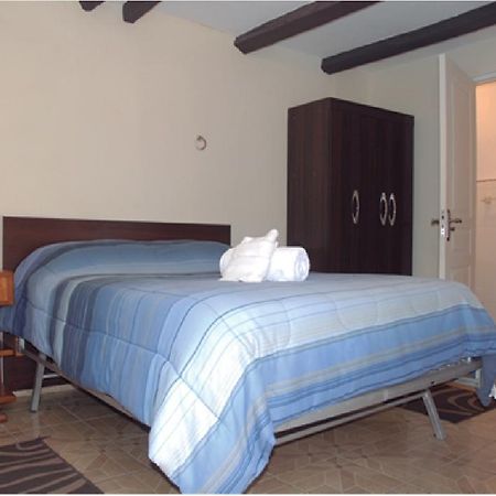 Casa Solariega Hostal B&B Sucre Buitenkant foto