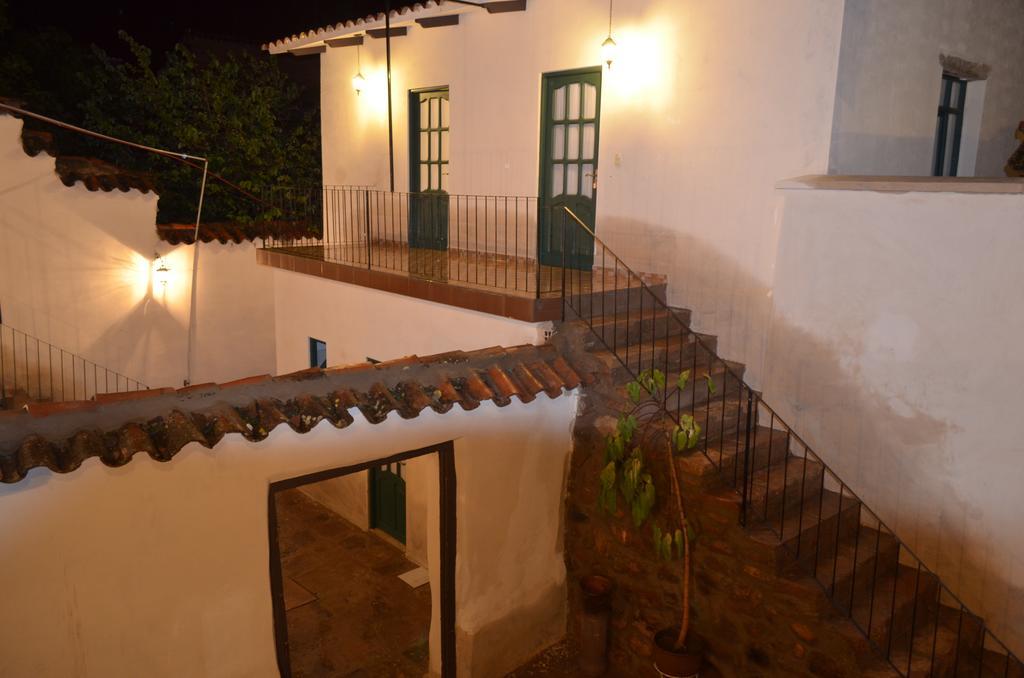 Casa Solariega Hostal B&B Sucre Buitenkant foto